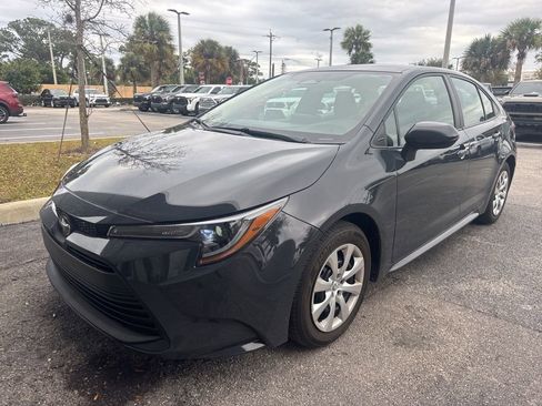 Certified 2024 Toyota Corolla LE image 2