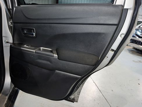 Used 2018 Mitsubishi Outlander Sport ES AWD/4WD image 23
