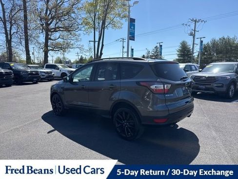 Used 2017 Ford Escape SE w/ Equipment Group 201A AWD/4WD image 5