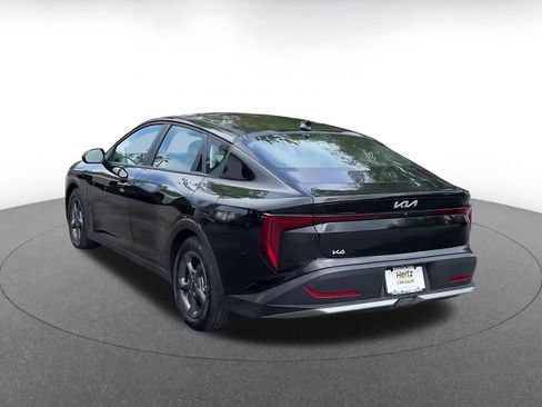 Used 2025 Kia K4 LXS image 10