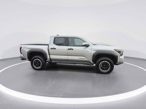 New 2026 Toyota Tacoma TRD Off-Road image 9