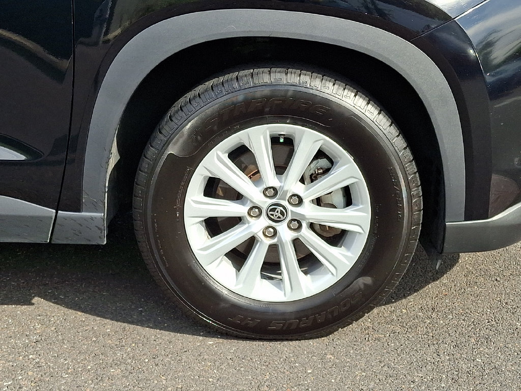 Certified 2025 Toyota Grand Highlander FWD image 7