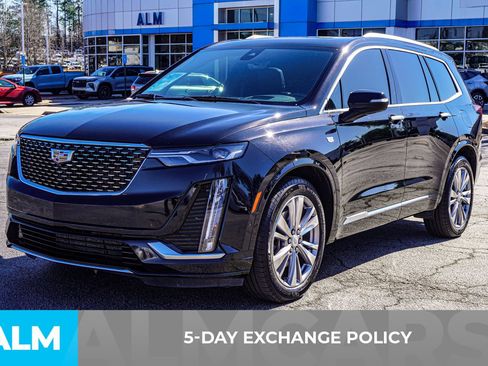 Used 2024 Cadillac XT6 Premium Luxury w/ Technology Package image 4