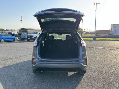 Certified 2024 Ford Edge ST-Line image 5