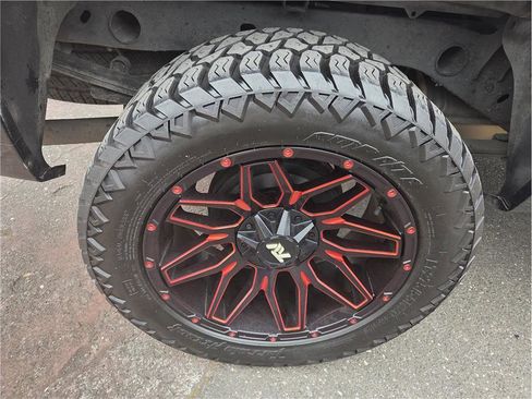 Used 2013 Chevrolet Silverado 1500 LTZ AWD/4WD image 9