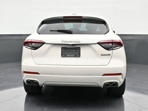 Used 2024 Maserati Levante GT Ultima AWD/4WD image 4