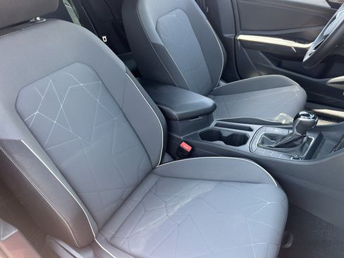 Used 2025 Volkswagen Jetta Sport FWD image 10
