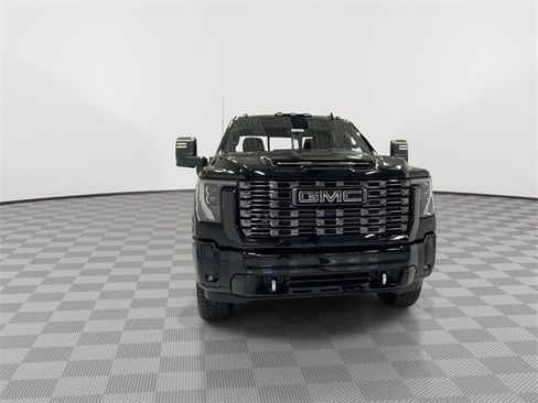 New 2026 GMC Sierra 2500 Denali Ultimate image 3