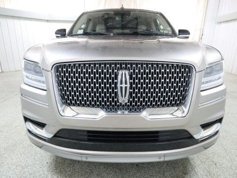 Used 2019 Lincoln Navigator L Reserve AWD/4WD image 7