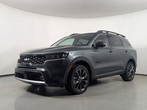 Used 2022 Kia Sorento SX Prestige w/ Rust Color Package image 3
