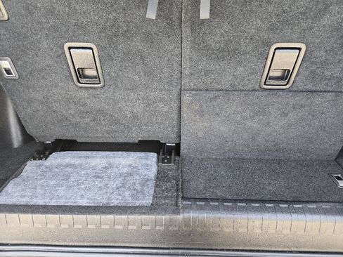 Used 2021 Toyota 4Runner SR5 Premium w/ Moonroof Package image 33