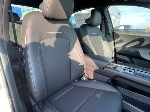 New 2025 Hyundai Ioniq 6 SEL image 27