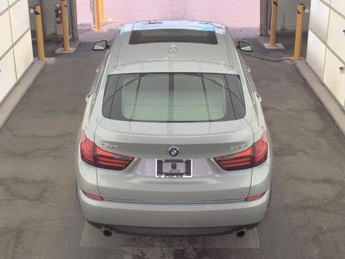 Used 2016 BMW 535i Gran Turismo RWD image 5