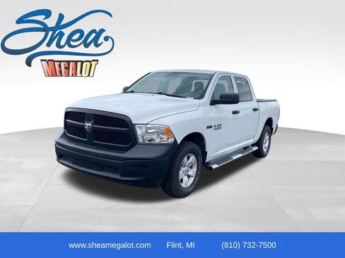 Used 2018 RAM 1500 Tradesman AWD/4WD image 1