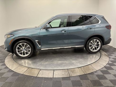 New 2026 BMW X5 xDrive50e w/ Climate Comfort Package image 16
