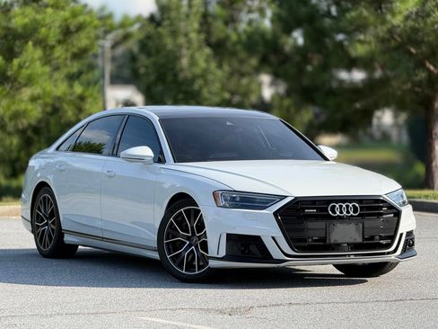 Used 2020 Audi A8 L 4.0T w/ Executive Package AWD/4WD image 13