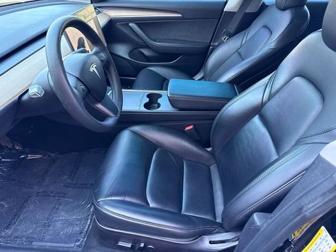 Used 2022 Tesla Model 3 Long Range image 8