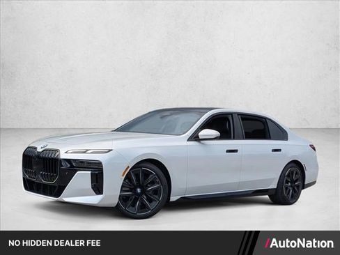 Used 2024 BMW 760i xDrive w/ Premium Package 2 AWD/4WD image 1
