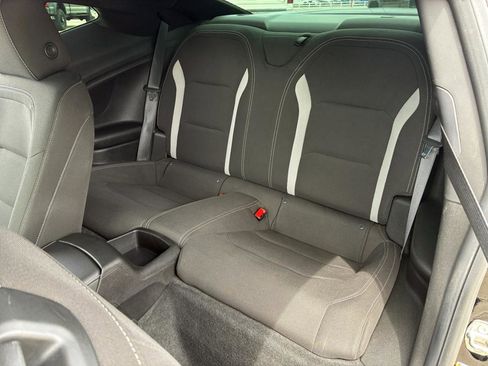 Used 2018 Chevrolet Camaro SS RWD image 28