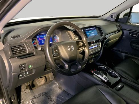 Used 2019 Honda Pilot Touring image 18