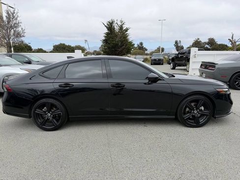 Used 2023 Honda Accord Sport image 3