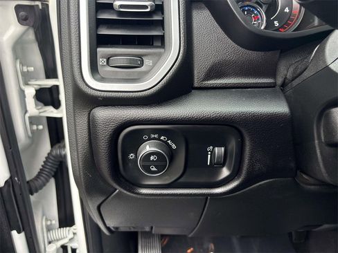 Used 2022 RAM 2500 Big Horn w/ Level 1 Equipment Group image 15