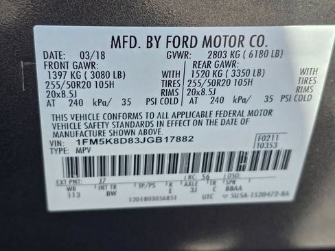 Used 2018 Ford Explorer XLT w/ Equipment Group 202A AWD/4WD image 34