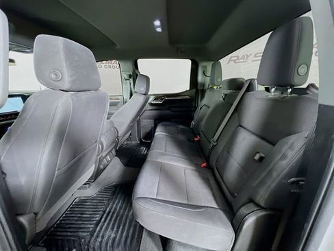 Used 2025 GMC Sierra 1500 Elevation image 23