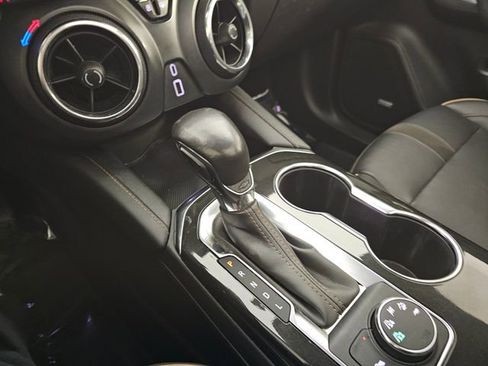 Used 2019 Chevrolet Blazer Premier w/ Sun and Wheels Package image 32