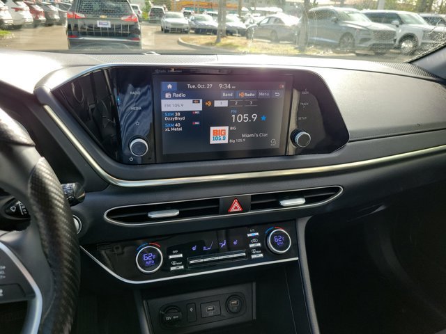 Certified 2021 Hyundai Sonata SEL w/ Convenience Package FWD image 23