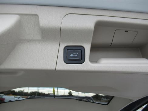 Used 2019 GMC Acadia Denali w/ Technology Package image 37