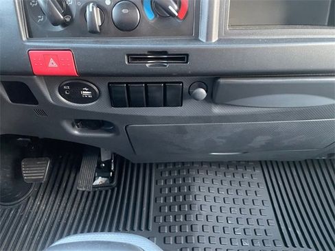 New 2025 Chevrolet Low Cab Forward image 15