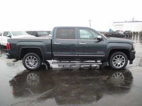 Used 2017 GMC Sierra 1500 Denali image 3