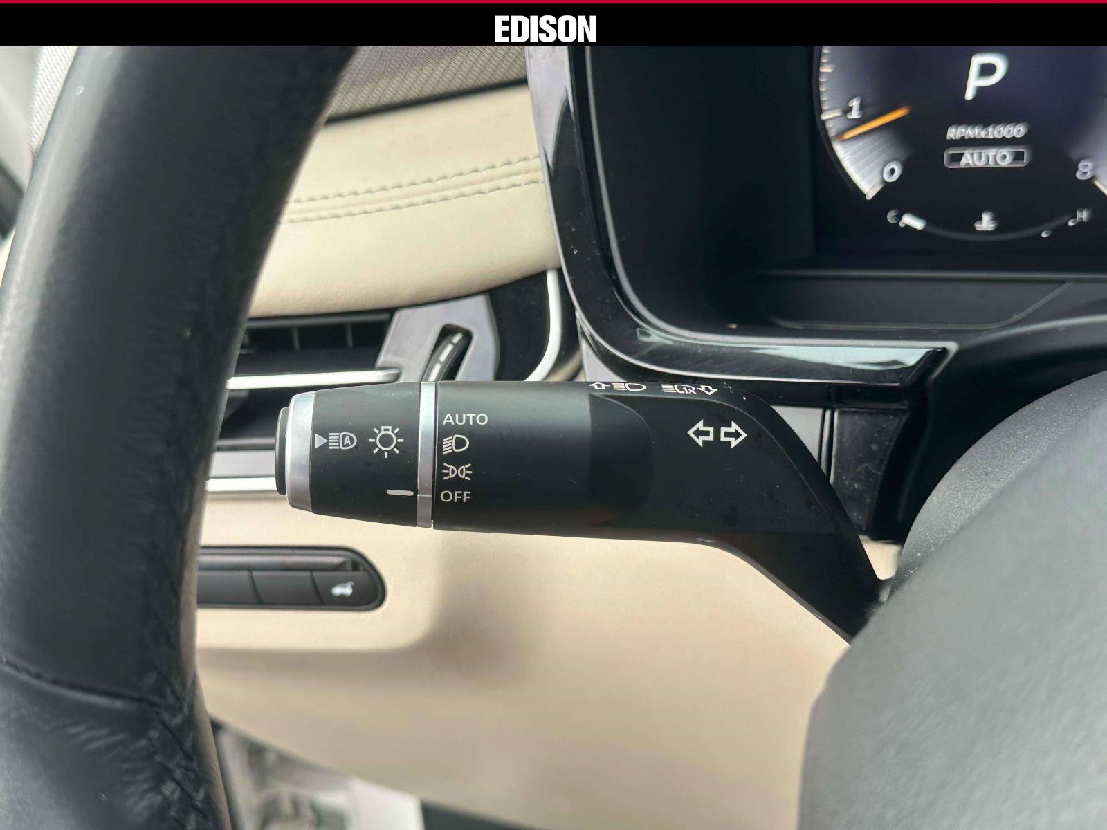 Used 2023 INFINITI QX60 Luxe w/ Cargo Package AWD/4WD image 23