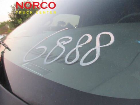 Used 2016 Chevrolet Express 2500 image 16