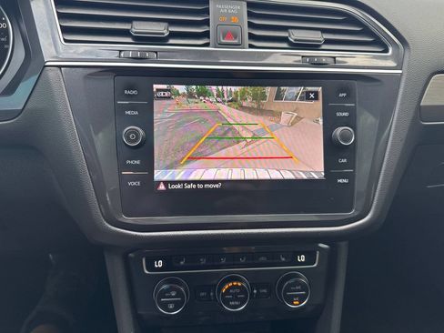 Used 2021 Volkswagen Tiguan S AWD/4WD image 31