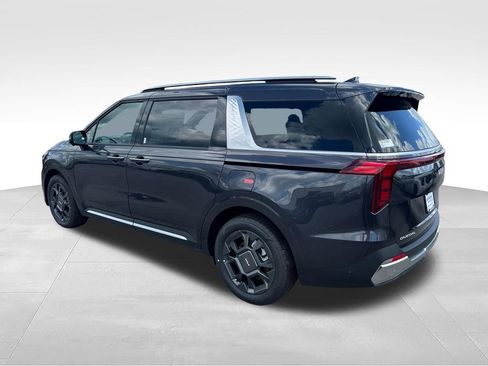 New 2026 Kia Carnival SX FWD image 3
