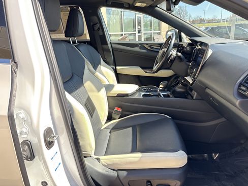 Used 2022 Lexus NX 350 AWD image 33