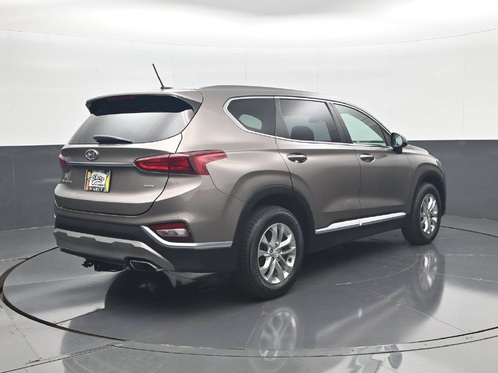 Used 2019 Hyundai Santa Fe SE AWD/4WD image 6