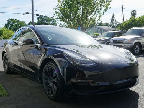 Used 2019 Tesla Model 3 Standard Range Plus image 7
