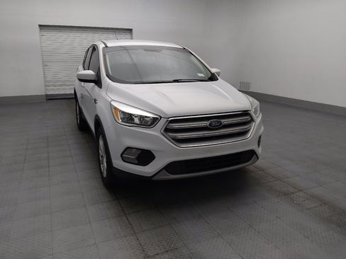 Used 2019 Ford Escape SE FWD image 14