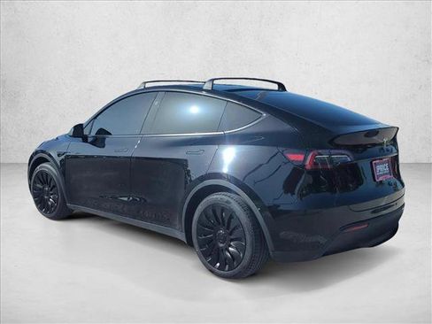 Used 2023 Tesla Model Y Long Range AWD/4WD image 7