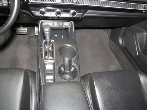 Used 2025 Honda Civic Sport Touring image 16