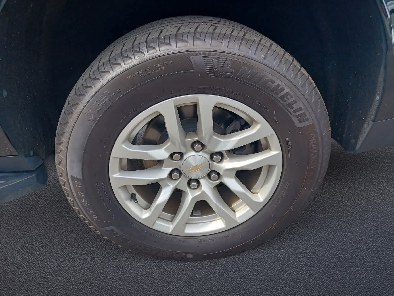 Used 2023 Chevrolet Suburban LS AWD/4WD image 23