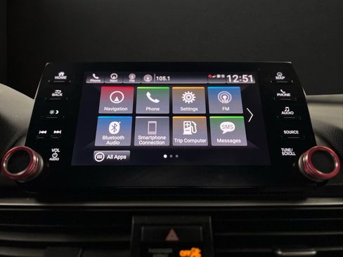 Used 2018 Honda Accord Touring image 25