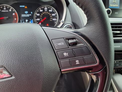 Used 2025 Mitsubishi Eclipse Cross SE image 18