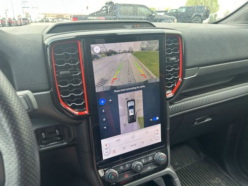 Used 2025 Ford Ranger Raptor image 24