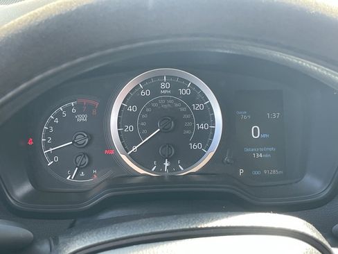 Used 2022 Toyota Corolla LE image 8