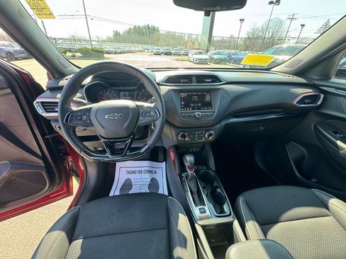 Used 2023 Chevrolet TrailBlazer RS image 13