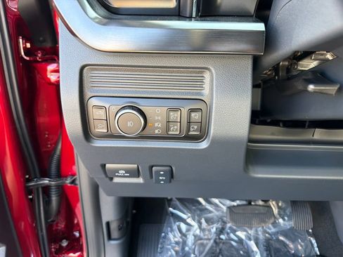 New 2026 Ford F250 Lariat w/ Chrome Package AWD/4WD image 16